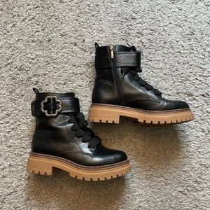 Sam & Libby’s Black Boots